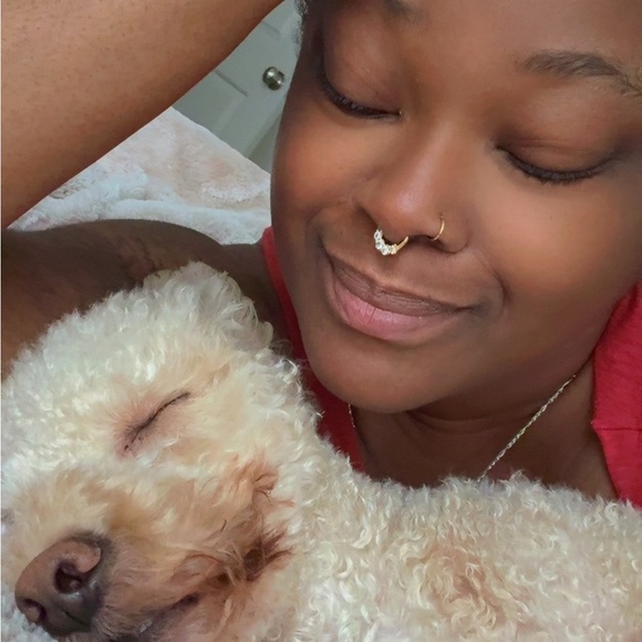 Meet your Posher, Shevon - Picture 3 of 5